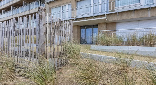 Apartment on the 5th Floor With sea View, Rezerwuj Apartament Hotele w Bruksela z parkingiem, Parking