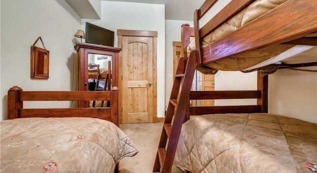 5103 Emerald Lodge, Trappeur's Crossing Apartment 4, Забронировать Апартаменты/квартира Стимбот-Спрингс Колорадо, рядом с Preview Ski Lift