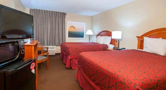 Четырёхместный номер Standard Days Inn by Wyndham Pauls Valley