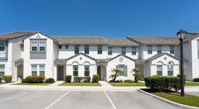Comfortable Vacation Home up to 10 People Ef466