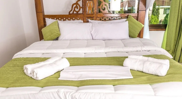 Woolsack Suites, Book Condo Hotel Hotels in Coast Region with Breakfast, Breakfasts