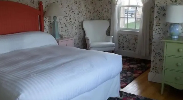 Коттедж The Colony Hotel Kennebunkport