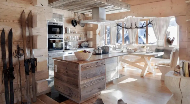 Luxury Chalet Villa Gorsky, Book Chalet Villas in Lesser Poland, Villa