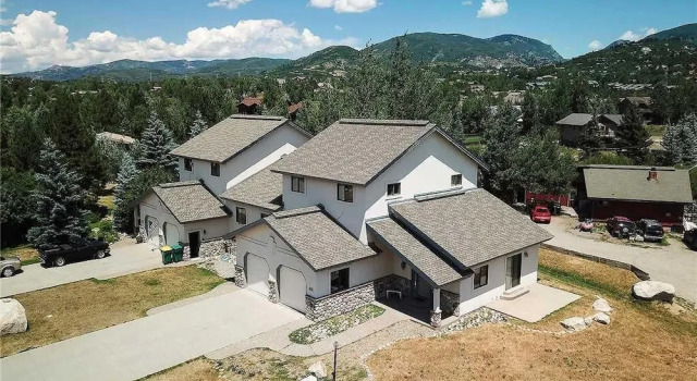 Коттедж Iron Oak Duplex I