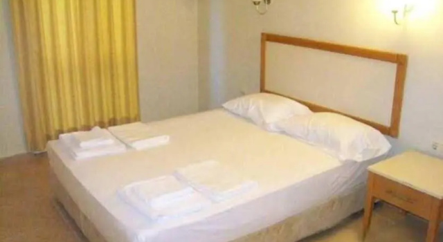 Club Caprice Suites