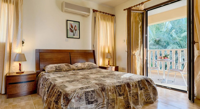 Villa Tsikkos Tria in Argaka