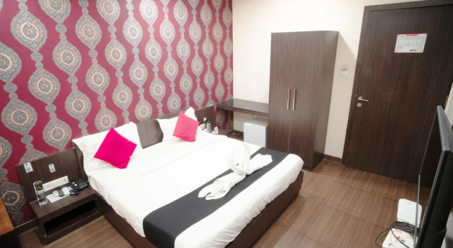 Двухместный номер Executive с видом на город Hotel Flowers Inn
