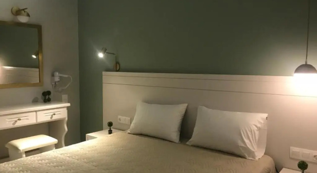 Номер Deluxe George Deluxe Apartments
