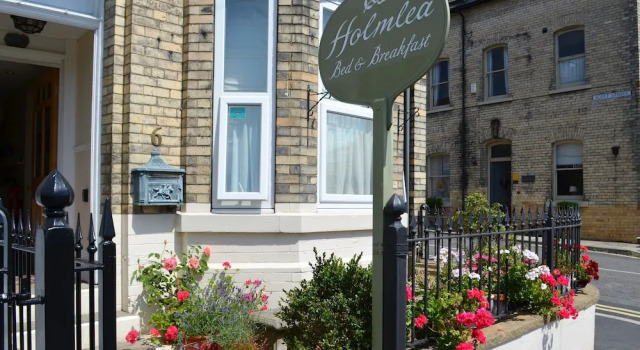 Holmlea