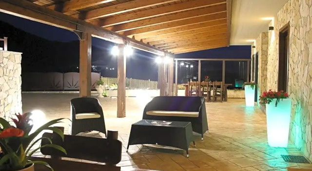 B&B Villa Emanuel, Prenota Bed & breakfast Hotel a Salerno con piscina, Piscina