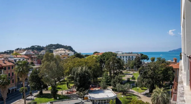 Апартаменты 025 - Casa Panoramica in centro, 90metri SPIAGGIA VISTA MARE con TERRAZZO Vista Portofino
