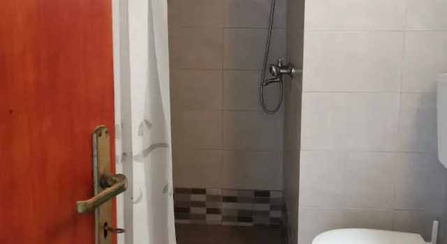 Четырёхместный номер Standard с балконом Hotel Eleftheria