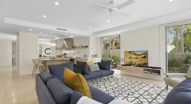First Class Luxurious Apartment On Noosa River Unit 1 Wai Cocos 215 Gympie Terrace, Prenota Appartamento Hotel a Queensland con piscina, Piscina