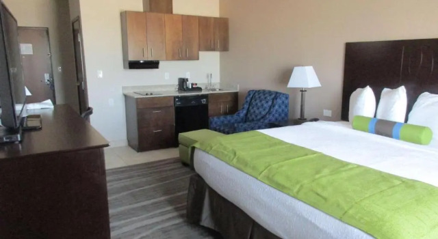 Номер Standard Best Western Plus Denver City Hotel & Suites