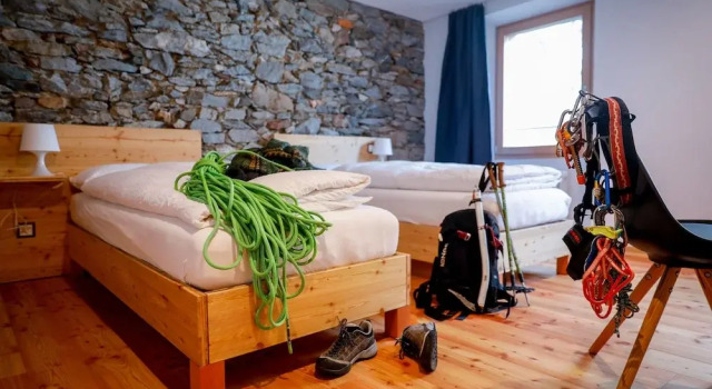 Двухместный номер Comfort Bed&Bike Tremola San Gottardo