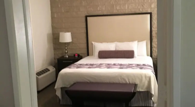 Номер Deluxe GetAways at Palm Springs Tennis Club