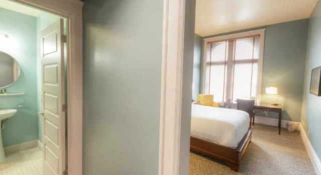 Номер Superior Montvale Hotel