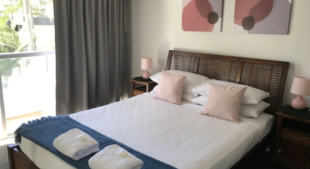 Номер Standard c 1 комнатой с видом на бассейн Baronnet Apartments