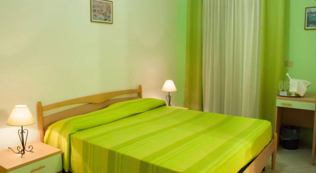 Hotel Pagano, Book Hotel Hoteller i Sant'Alessio Siculo med morgenmad, Morgenmad