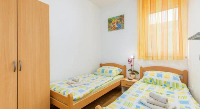 Apartment Dana, Prenota Appartamento Valbandon Istria