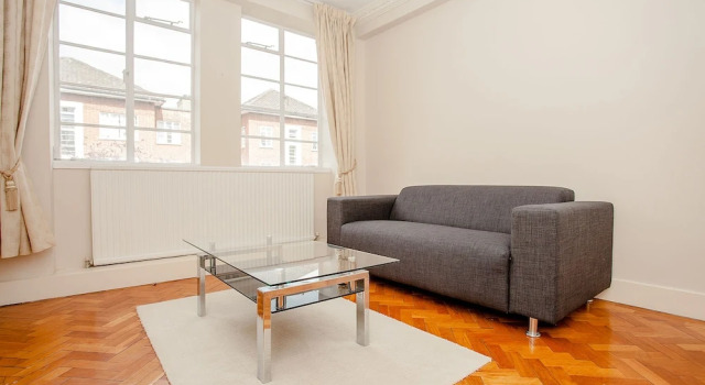 Bright 2 Bedroom Apartment Near Regents Park, Varaa Huoneisto Asunnot kohteessa Merseyside, Huoneisto