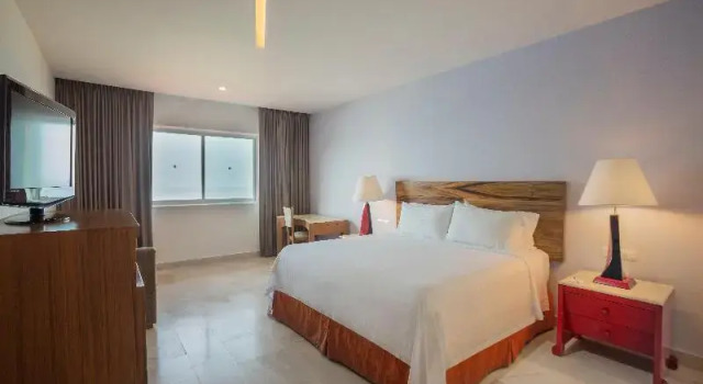 Двухместный номер Standard с балконом и с видом на океан Holiday Inn Resort Ixtapa All Inclusive