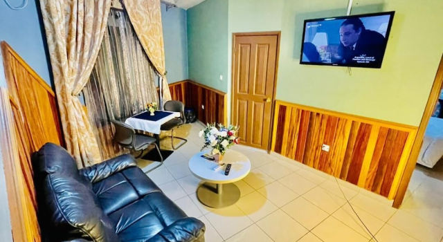 Luxus Suite Marvel Hotel Buea