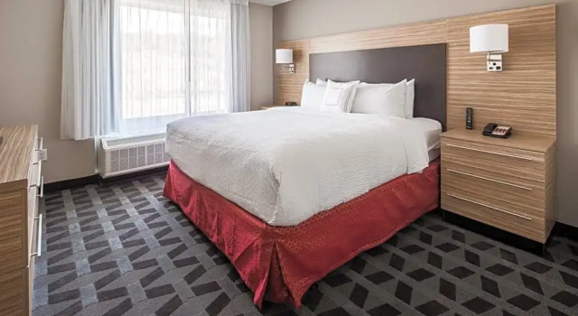 Двухместный люкс TownePlace Suites by Marriott Cleveland