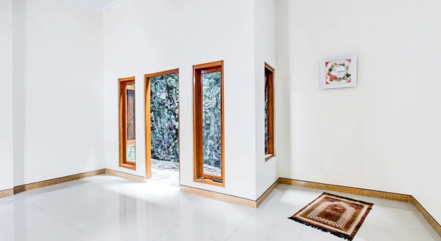 Hotel O Homestay Putra Syariah