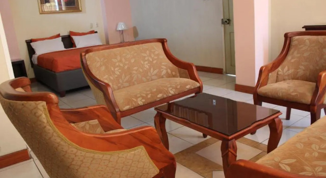 Люкс Hotel Plaza Central