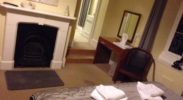 The Duke Hotel, Prenota Hotel Calne Wiltshire