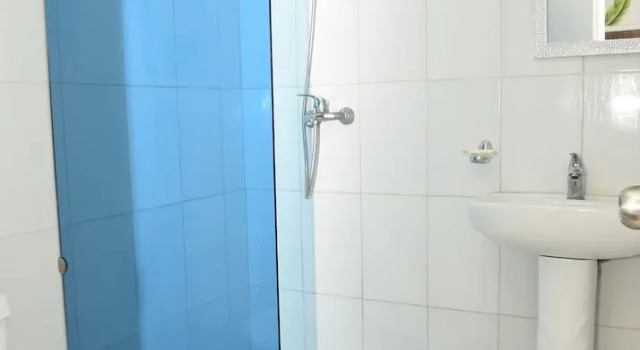 Четырёхместный люкс Onyx Aparta Hotel