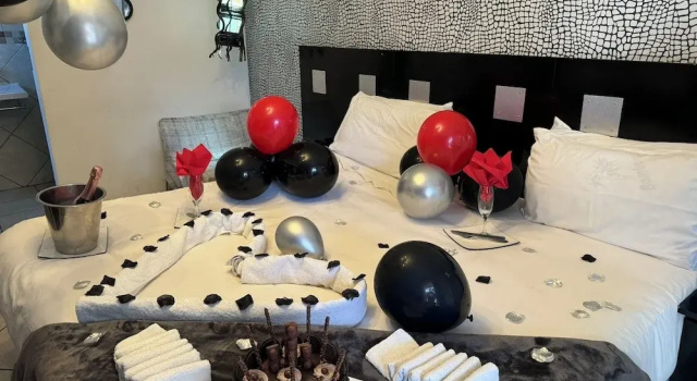 Двухместный номер Standard c 1 комнатой Africa Paradise Airport Boutique Hotel