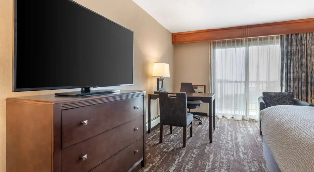 Четырёхместный номер Standard Best Western Plus Superior Inn & Suites