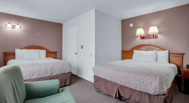 Четырёхместный номер Standard Viking Motel