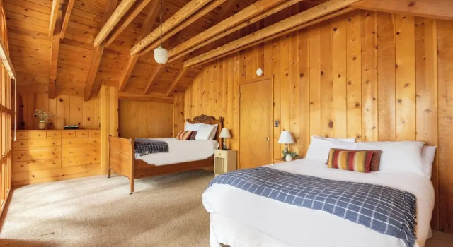 Sunnyside by Avantstay Charming Lake Tahoe Chalet on Tahoes West Shore, Забронировать Шале Виллы Тахо-Сити, Вилла