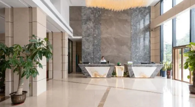Qianyi Hotel(Yulin National Defense Building), Prenota Hotel Hotel a Yulin con parcheggio, Parcheggio