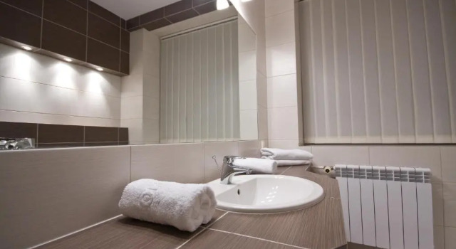 Camera Luxury Hotel TM