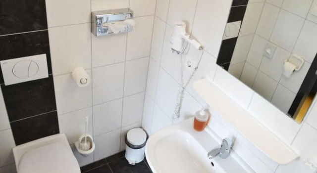 Трёхместный номер Comfort Ecoinn