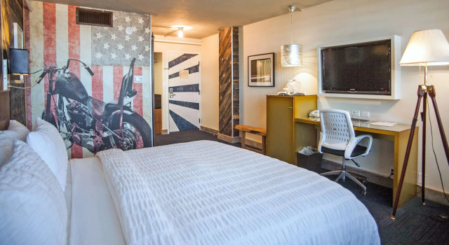 Двухместный номер Deluxe The Rushmore Hotel & Suites; BW Premier Collection