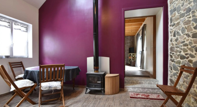 Quaint Holiday Home  in Saint-Gilles-les-Bois with Garden, Rezerwuj Hotel Saint-Gilles-les-Bois Bretania