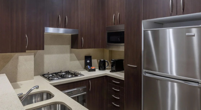 Люкс с 2 комнатами с балконом Meriton Suites Pitt Street, Sydney