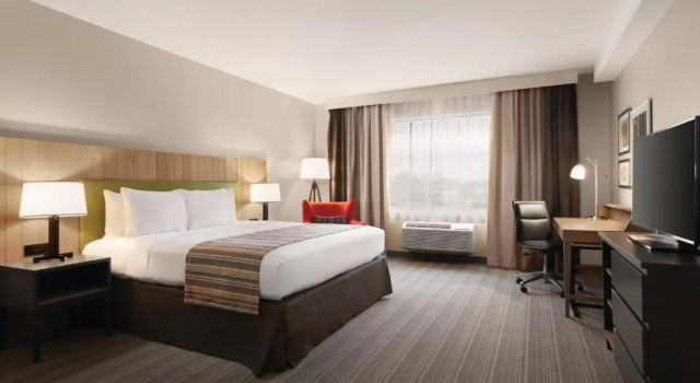 Двухместный номер Country Inn & Suites by Radisson, Belleville, ON