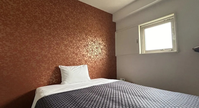 Одноместный номер Standard Step Inn Shin-Osaka Higashiguchi