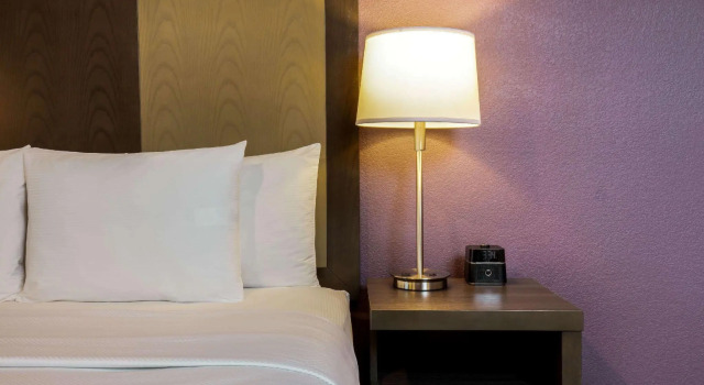 Четырёхместный номер La Quinta Inn & Suites by Wyndham Las Vegas Nellis