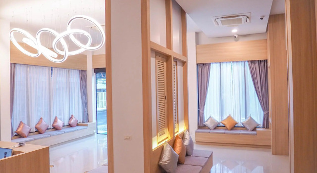 Malee Hotel, Забронировать Отель Недорогие отели Чиангмай, рядом с City Art &amp; Cultural Centre, недорого