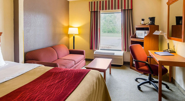 Четырёхместный люкс Quality Suites Altavista - Lynchburg South