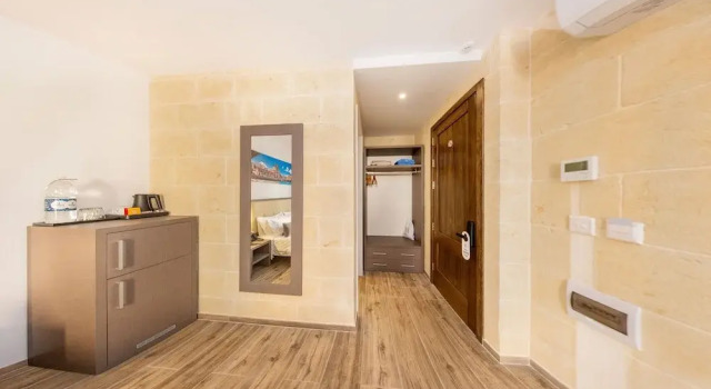 C4 Retreats Gozo, Rezerwuj Pensjonat Xaghra Gozo