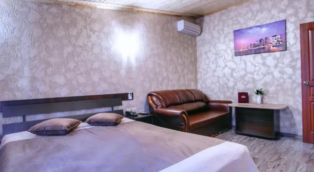 Полулюкс Hotel Fortuna