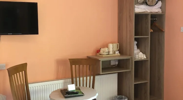 Трёхместный номер Standard 19th Green Guesthouse